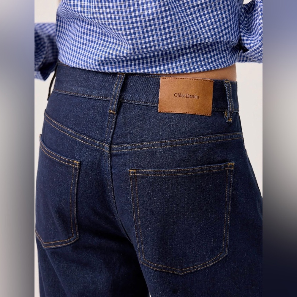 CIDER DENIM LOW RISE ROLL HEM BARREL-LEG JEANS - medium - Picture 3 of 4
